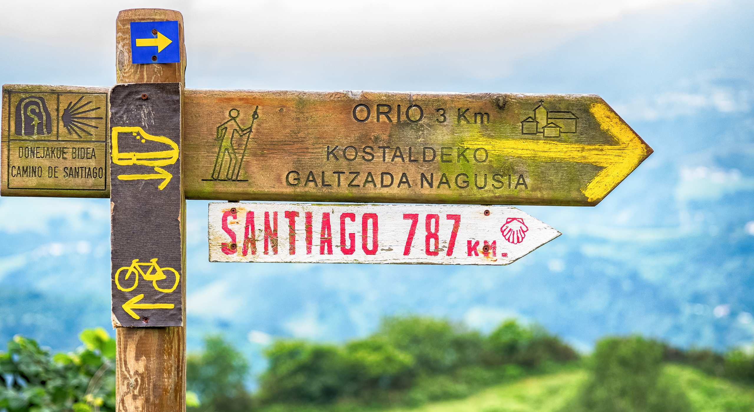 The Jonathan Chetcuti Program makes a EUR16,000 donation to Hospice Malta